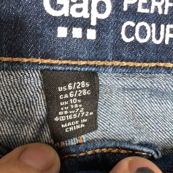 Gap distressed perfect boot cut jeans size 6/28S - Picture 7 of 11
